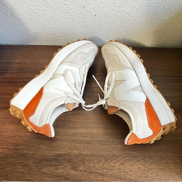 New Balance 327 White Orange Gum Sole Sneakers Women’s 9.5 B WS327RA - Picture 4 of 10